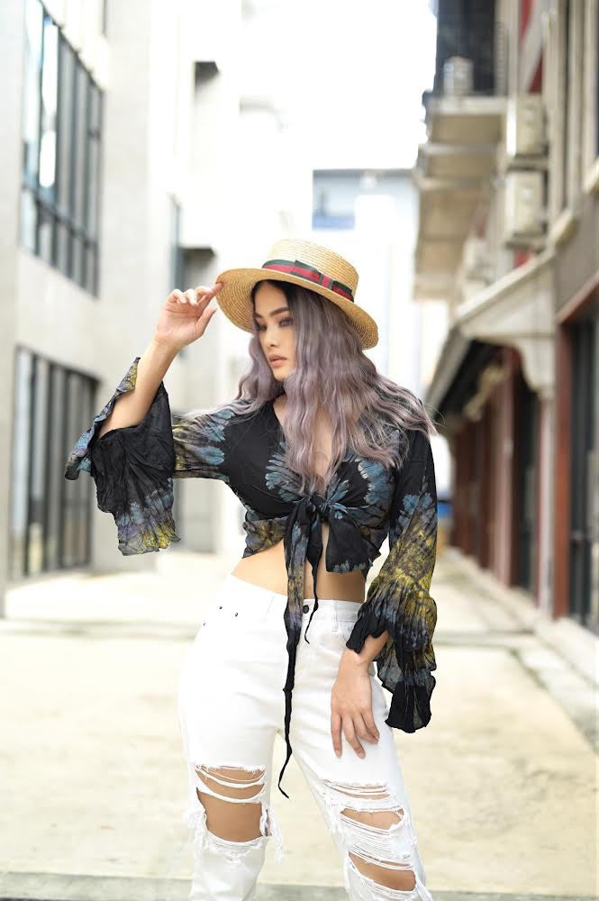 Women Petite & Teen CROP TOP Tie Front or Back Ruffle Bell Sleeve Free Size Handmade Tie Dye (01 Black Night)
