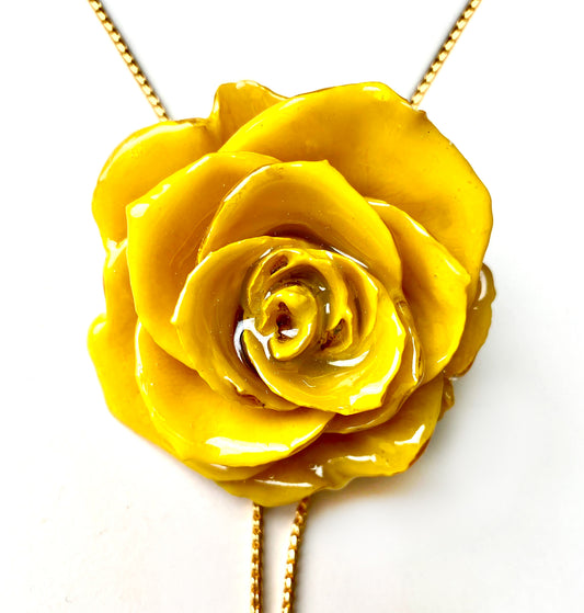 Mini Rose Mini 1.5-2.25 inch Pendant Necklace 18 inch Gold Plated 24K (Yellow)
